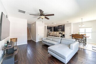 335 Magical Way in Kissimmee, FL - Building Photo - Building Photo