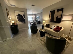 2288 SE 30th St in Homestead, FL - Building Photo - Building Photo