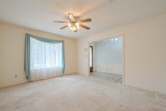 8706 Tavistock Dr in Houston, TX - Building Photo - Building Photo