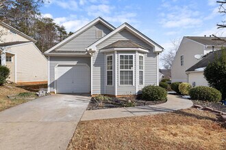 4 Maravista Ave in Greenville, SC - Foto de edificio - Building Photo