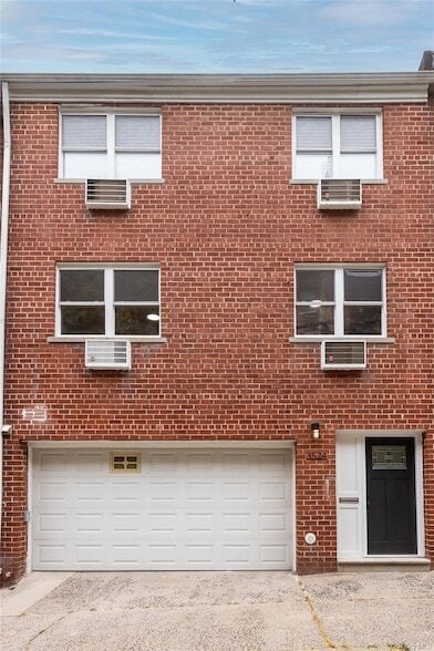 property at 3524 Cambridge Ave