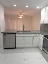3652 SW 60th Terrace in Davie, FL - Building Photo - Building Photo