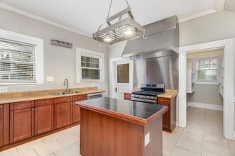 155 8th Ave in Cramerton, NC - Building Photo - Building Photo