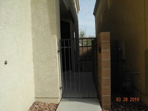 5254 Coral Ribbon Ave in Las Vegas, NV - Building Photo - Building Photo