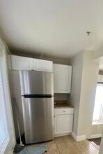 28 Hinckley St, Unit 1R in Somerville, MA - Foto de edificio - Building Photo