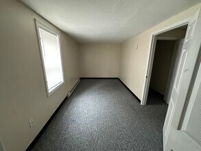 216 Rumford St, Unit 216 Rumford in Concord, NH - Building Photo - Building Photo