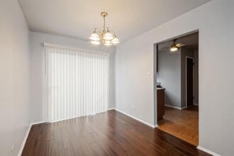 4096 Appleby Ct in Richton Park, IL - Building Photo - Building Photo