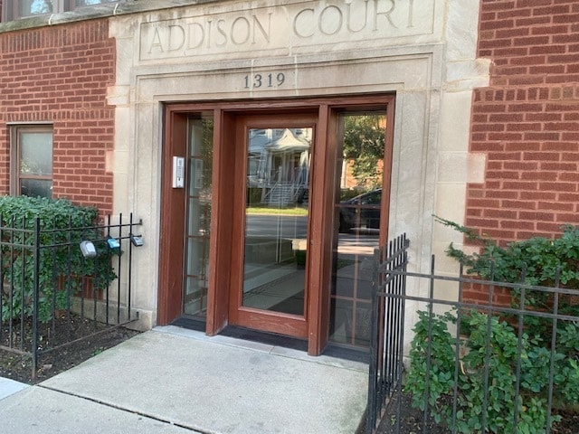 property at 1319 W Addison St