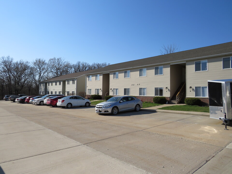 1000 Bratton Ave in Marseilles, IL - Building Photo