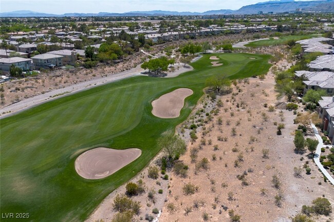 property at 1000 Duckhorn Ct