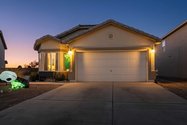 680 Purple Aster Ave SW in Los Lunas, NM - Building Photo - Building Photo