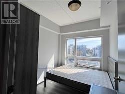 275-F275 Larch St in Waterloo, ON - Building Photo - Building Photo