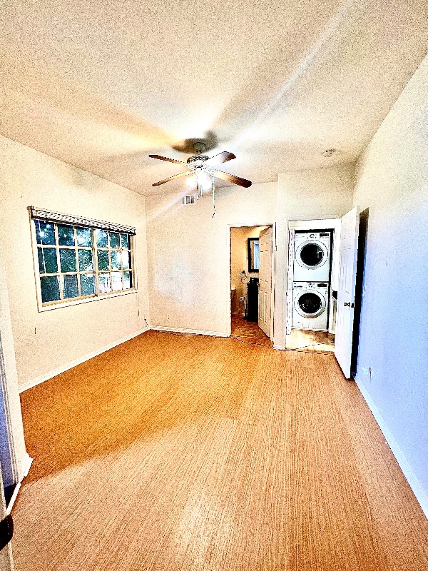 property at 4862 Santa Cruz Ave