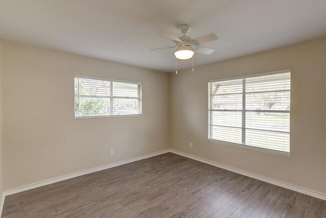 property at 1106 Bradshaw Dr