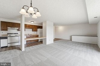 997 Heather Ridge Dr in Frederick, MD - Building Photo - Building Photo