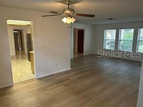 8873 Tami St in Seminole, FL - Building Photo - Building Photo