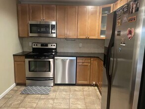 305 Salem St-Unit -205 in Woburn, MA - Building Photo - Building Photo