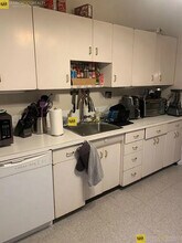 12 Euston St, Unit 1 in Brookline, MA - Building Photo - Building Photo