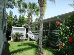 50 W Bradley St in Miramar Beach, FL - Building Photo - Building Photo