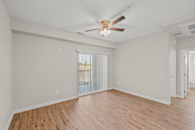 The Trail Lakes in Fort Worth, TX - Building Photo - Interior Photo