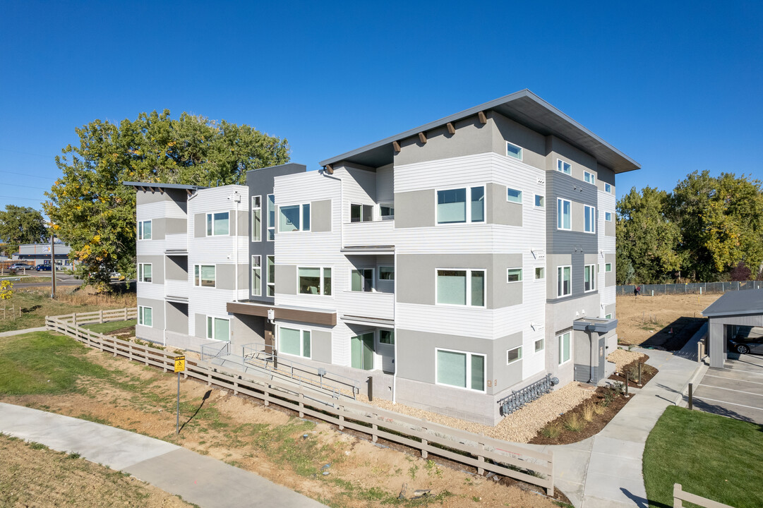 1312 Snowberry Ln in Louisville, CO - Foto de edificio