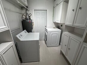 40 NE 48th St in Fort Lauderdale, FL - Building Photo - Building Photo