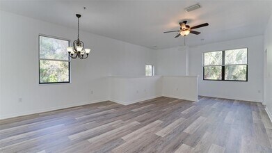 4101 Via Piedra Cir in Sarasota, FL - Building Photo - Building Photo