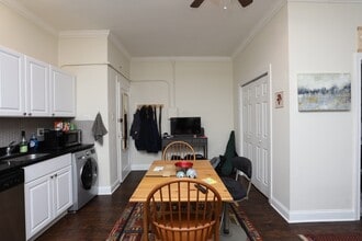 3345 N Marshfield Ave in Chicago, IL - Foto de edificio - Building Photo