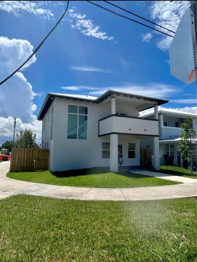 property at 17984 SW 105th Ave