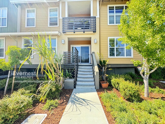 property at 4463 Hyde Common