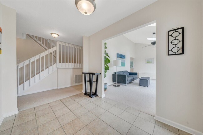 504 Cedar Orchard Dr W in Blacksburg, VA - Building Photo - Building Photo