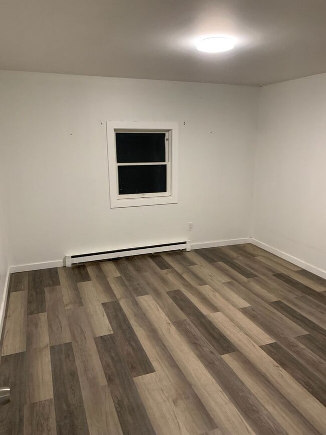 property at 8 Bell Dr