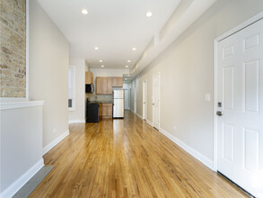 1306 S Fairfield Ave, Unit 1 in Chicago, IL - Building Photo - Building Photo