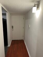 5653 Encino Cv in Memphis, TN - Foto de edificio - Building Photo