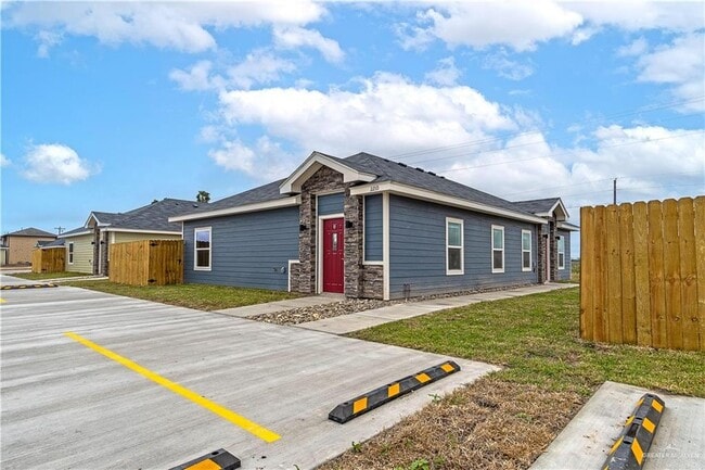 property at 2210 E Valley Cir