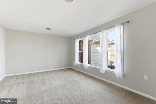 property at 413 Briarmont Dr