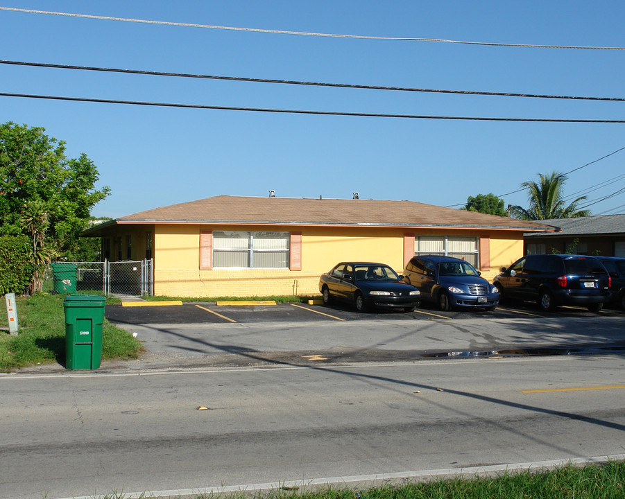 1789 NW 55th Ave in Fort Lauderdale, FL - Building Photo