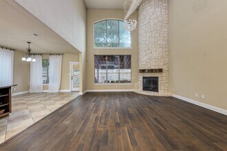 11629 Woodland Hills Trail in Austin, TX - Building Photo - Building Photo