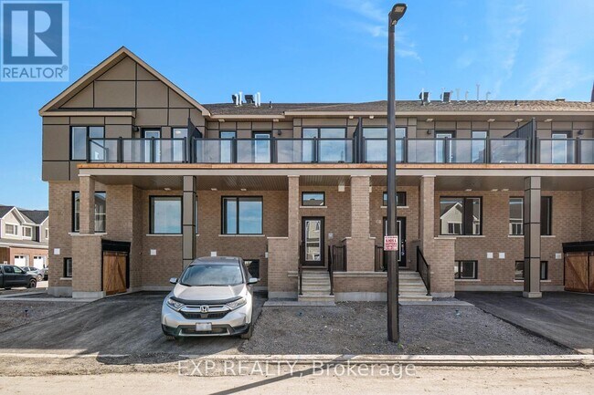 120 Ryan Reynolds Wy in Ottawa, ON - Building Photo - Building Photo