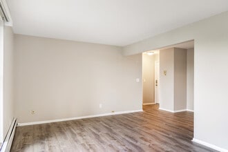 1700 Elder St in Waukesha, WI - Building Photo - Building Photo