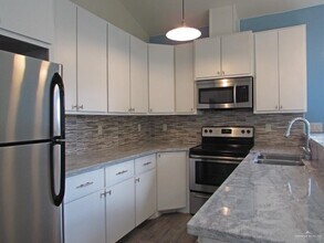 202 Fig Dr, Unit #1 in Edinburg, TX - Building Photo - Building Photo