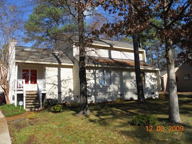 10040 Stonemill Rd in Richmond, VA - Building Photo - Building Photo