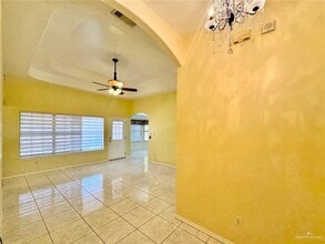 28 N 40th St in McAllen, TX - Building Photo - Building Photo