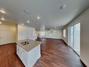 7123 Woods Rose Dr in Park City, UT - Building Photo - Building Photo