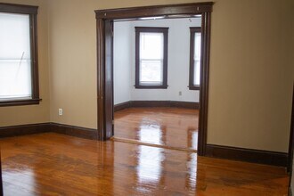 91 Perry Ave in Worcester, MA - Building Photo - Building Photo