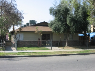 609 Grace St in Bakersfield, CA - Foto de edificio