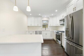 18 Park Ave in Irvington, NY - Building Photo - Building Photo