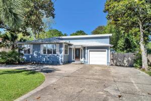270 Beachview Dr NE in Fort Walton Beach, FL - Building Photo
