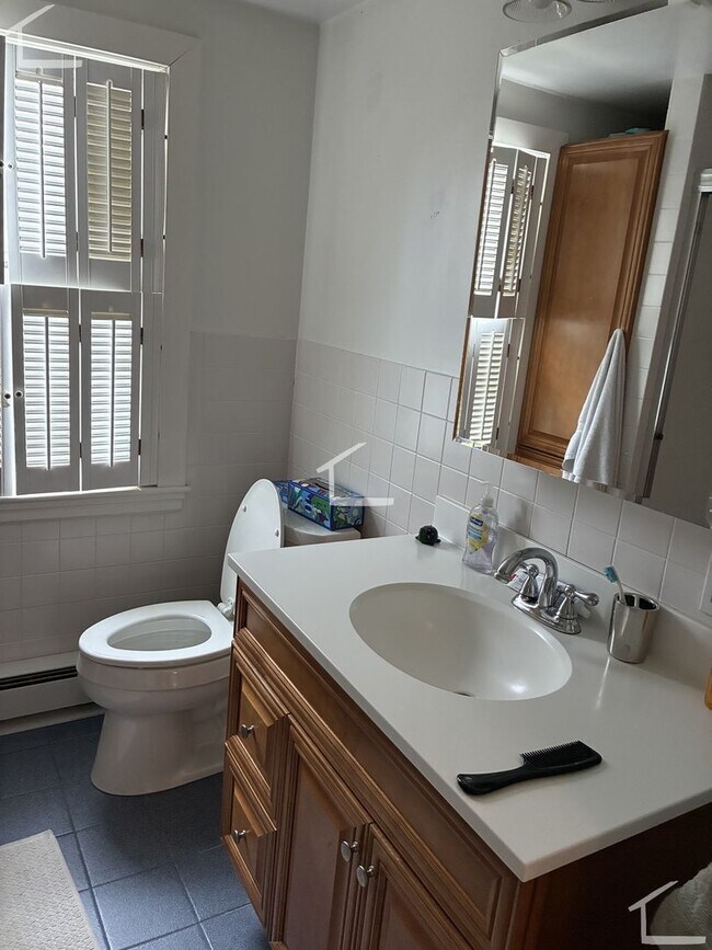 71 Fessenden St in Newton, MA - Building Photo - Building Photo