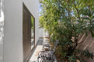 7754 Ben Ave in Los Angeles, CA - Building Photo - Building Photo